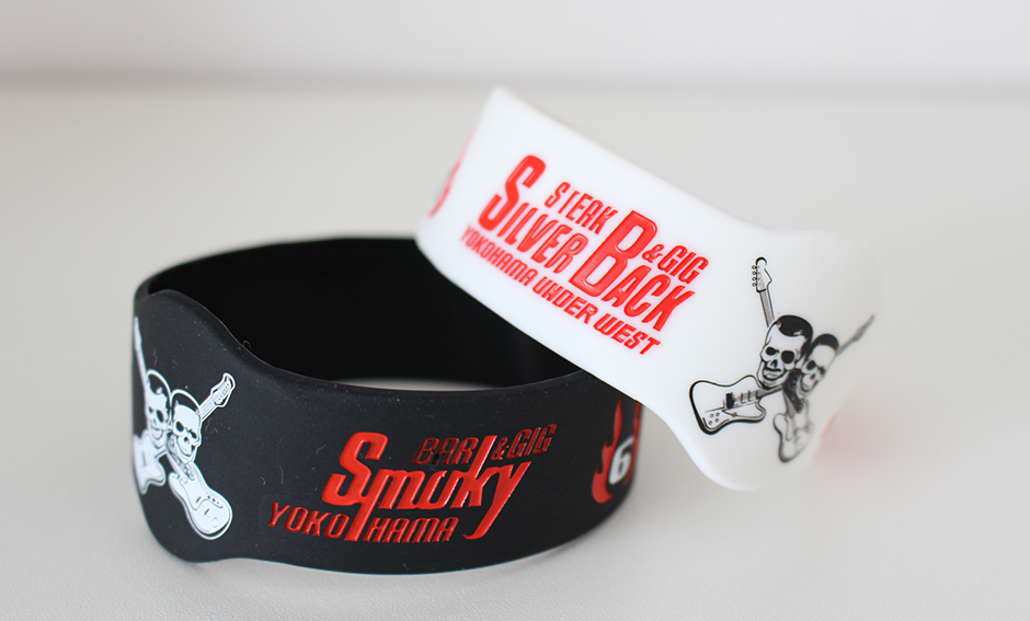 「Smoky6周年」リストバンド