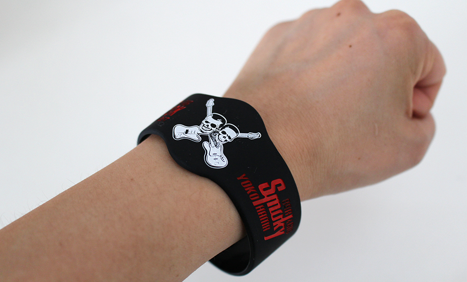 「Smoky6周年」リストバンド